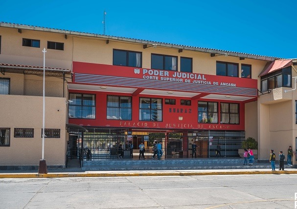 Huaraz: sentencian a 12 años de cárcel a mujer que causó lesiones graves a su conviviente