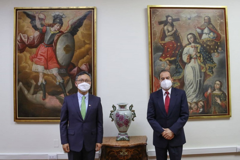 Premier Martos destaca apoyo de Corea para alcanzar digitalización del Perú