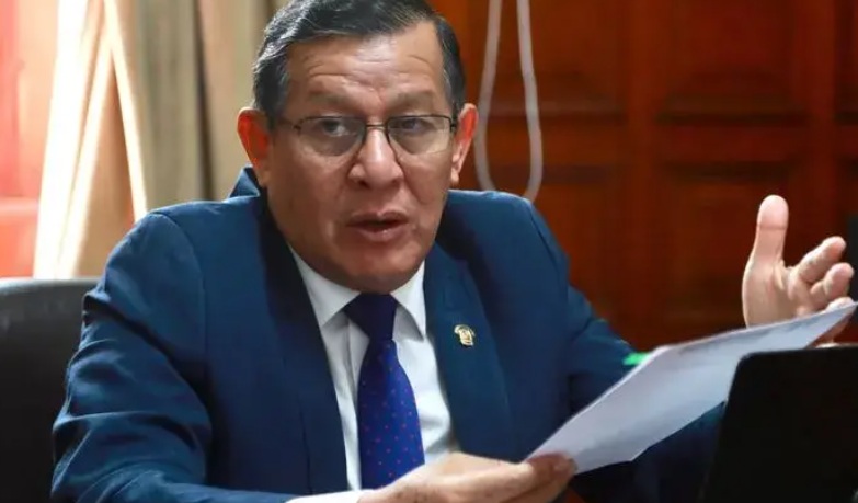 Salhuana en desacuerdo con la pena de muerte: "Tiene muchos obstáculos en su camino"