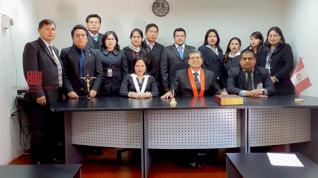 Titular de la Corte de Áncash visitó juzgados de Carlos Fermín y La Asuncion