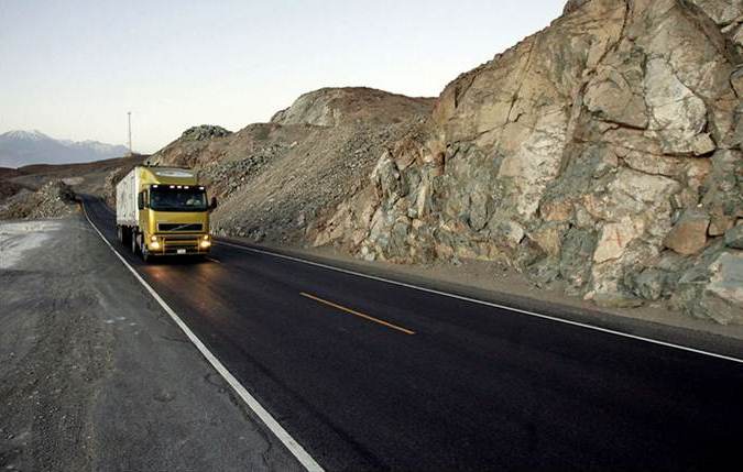 Gobiernos regionales priorizarán vías de comunicación con presupuesto 2017