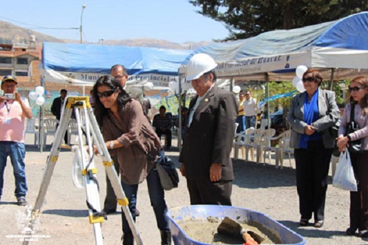 Huaraz: colocan primera piedra en obra del jirón Carlos Izaguirre
