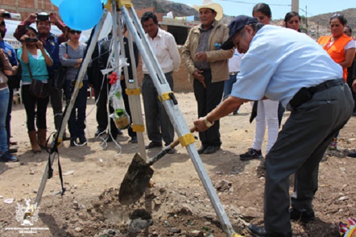 Huaraz: colocan primera piedra de obra de defensas ribereñas en margen izquierda del río Santa
