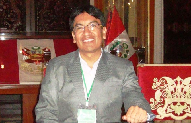 Áncash: profesor huaracino entre los 50 mejores del mundo elegido por "The Global Teacher Prize"