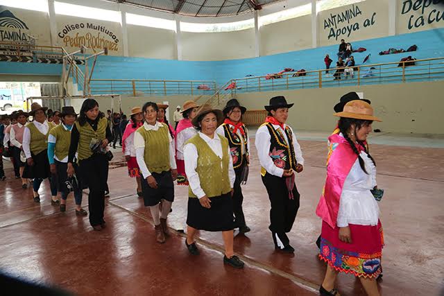 San Marcos: proyectos de tejido beneficia a más de 550 mujeres