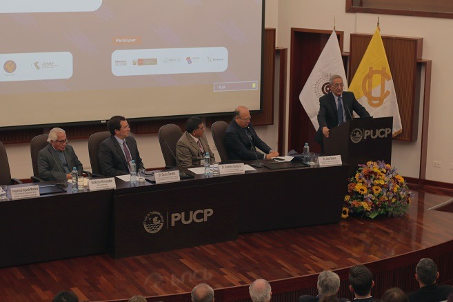 “Sunedu respeta la autonomía universitaria y la libertad de cátedra”, aseguran en foro 