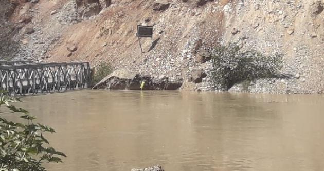 Áncash: Caudal del río Santa se incrementa y pone en peligro puente en la provincia de Huaylas