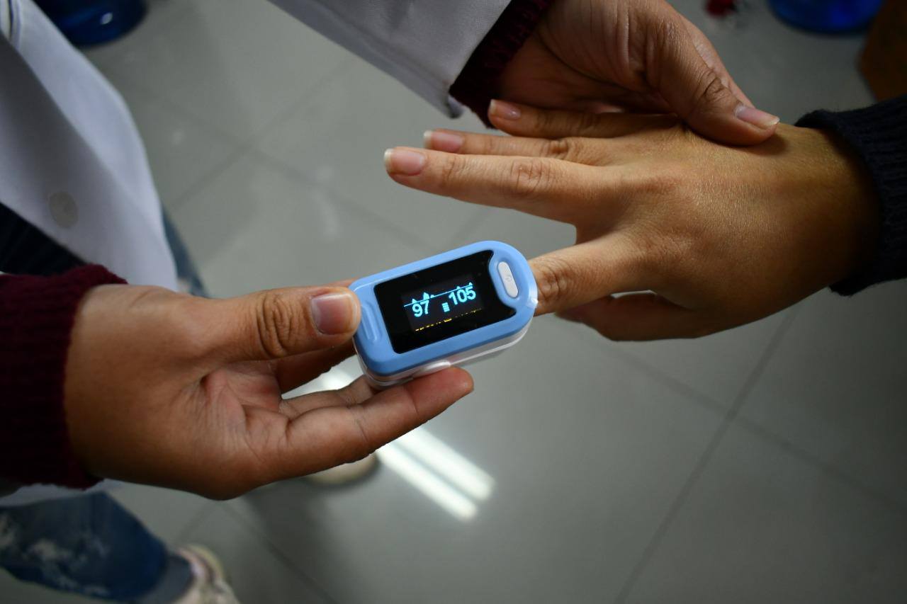 Sepa cómo utilizar el pulsioxímetro correctamente