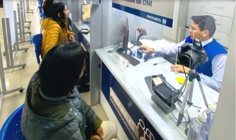  Más de 109,000 votantes aún mantienen DNI de menor de edad