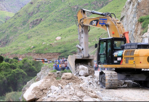 Inician obras para rehabilitar tránsito en vía Pativilca-Huaraz