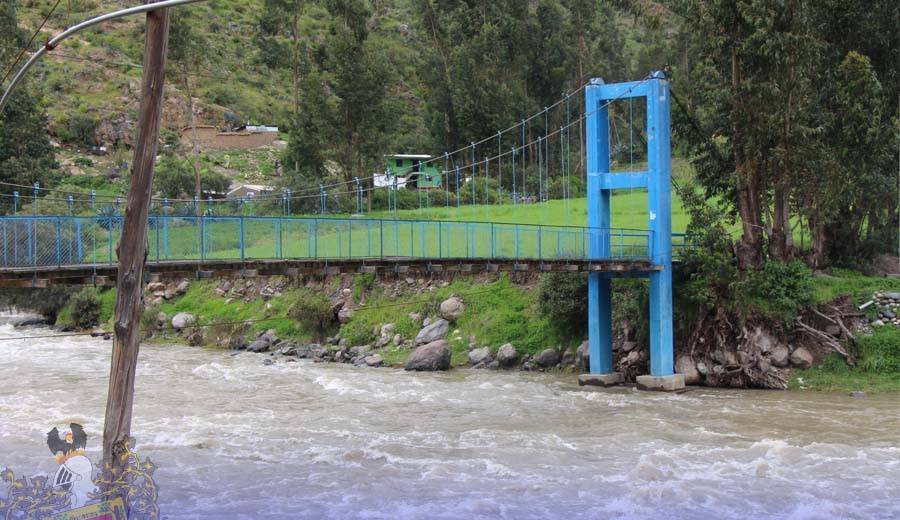 Realizan obras de enrocado del río Santa para evitar caída de puente Quehuapampa