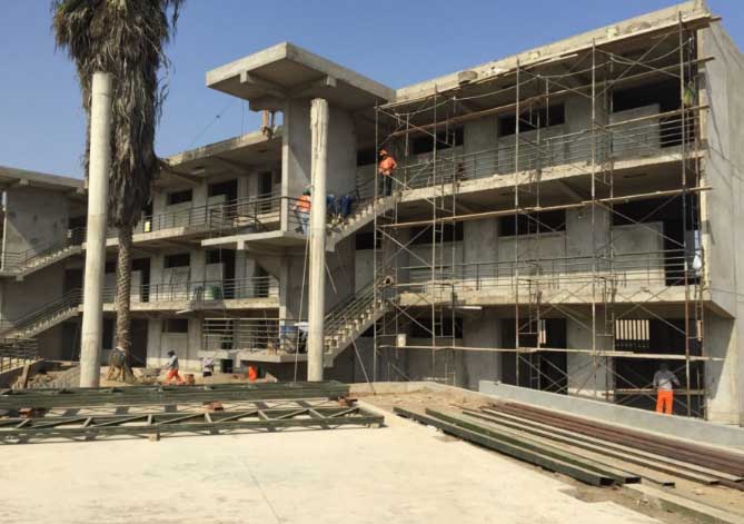 Áncash entre las regiones que recibe financiamiento para continuar obras en colegios