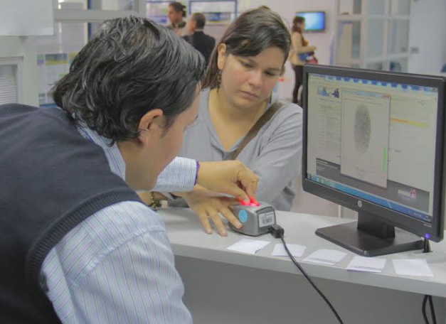 Reniec ofrece a organismos públicos y privados servicio de verificación biométrica