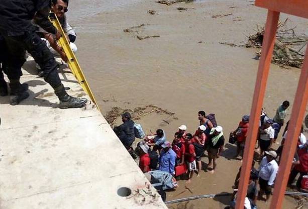 Casma: 8 personas que se encontraban aisladas fueron rescatadas