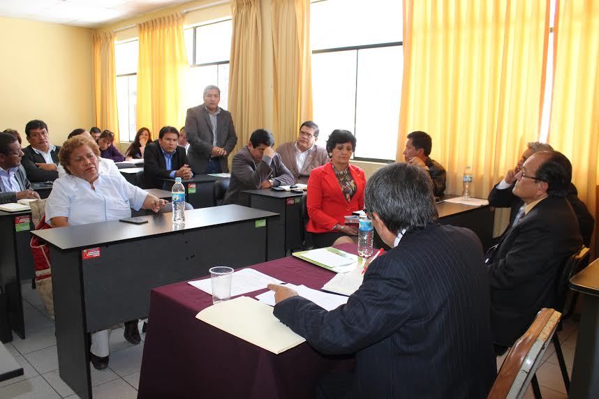 Director regional de Salud se reunió con titulares de redes y hospitales de Áncash