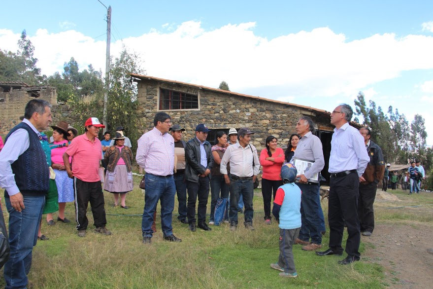 Independencia: asfaltado de carretera Paría- Willcahuaín será posible con trabajo mancomunado
