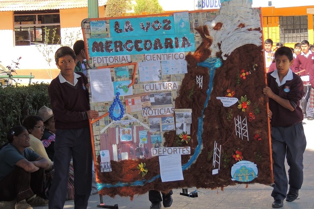 Escolares de Carhuaz exponen iniciativas sobre gestión de riesgos de desastres