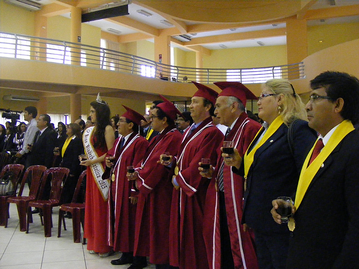 Congreso de la República envió moción de saludo a Uladech por 30 aniversario