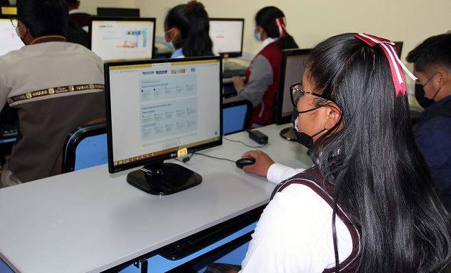 Amplían hasta el 17 de octubre postulación para preselección del concurso Beca 18-2023  