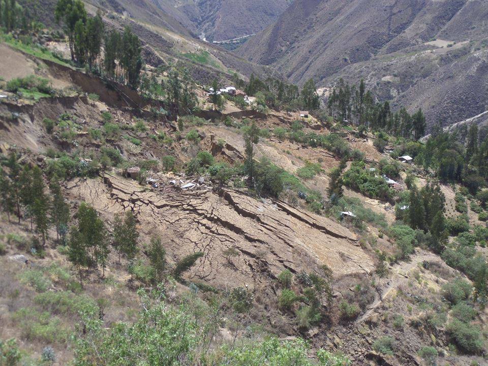 Parroquiano cae a canal de regadío y muere en zona de Chequió Independencia