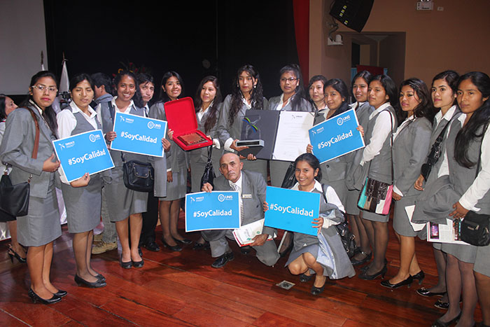 Sineace acreditó dos escuelas de la Universidad Nacional del Santa