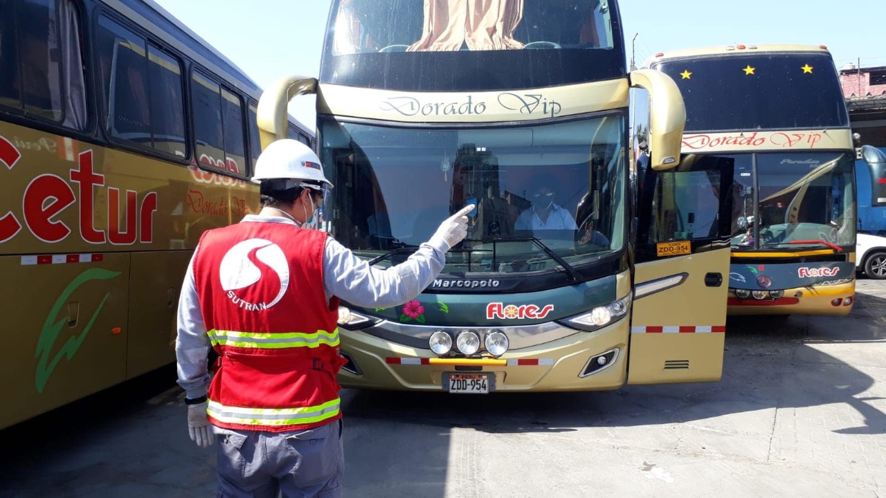 Sutran inspeccionó 342 buses para garantizar viaje seguro de más de 11 mil pasajeros a sus regiones