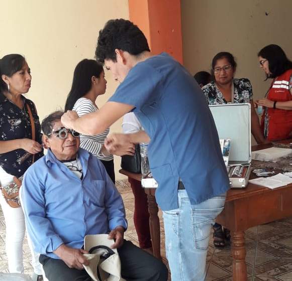 Más de 3,500 usuarios de Pensión 65 mejoran su visión  con lentes de lectura y sol gratuitos