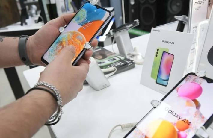 Activación de nuevas líneas móviles cae 27 % tras medidas dispuestas por el Osiptel