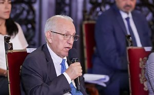 Ministro de Educación: “Madres que expongan a sus hijos al peligro en marchas serán denunciadas”