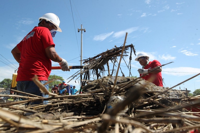 Ministra Cáceres insta a alcaldes a seguir coordinando con "Trabaja Perú" en la generación de 226 mil empleos temporales