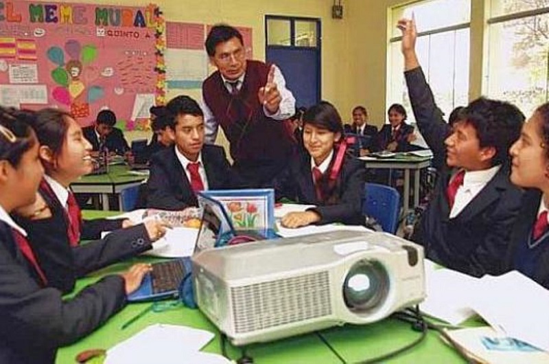 Minedu convoca a profesionales con sueldos desde S/. 2,500