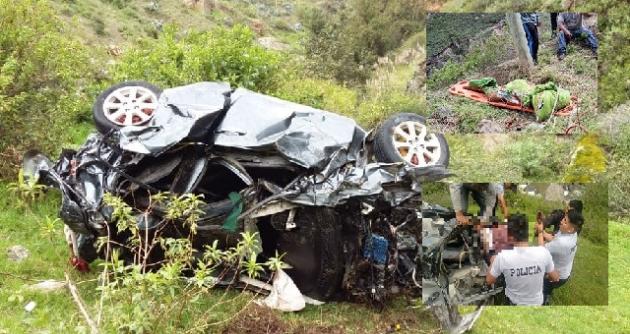 Áncash: Esposos mueren al caer su automóvil a un abismo en Cajacay y sus dos hijos están heridos graves
