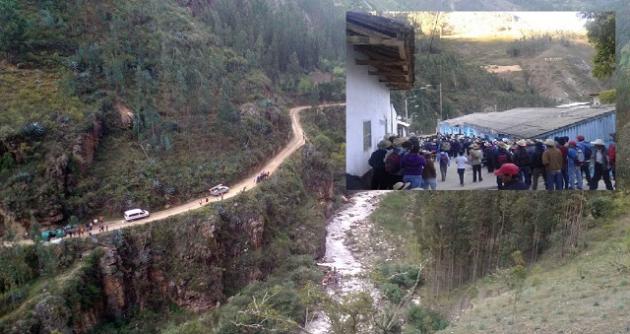  Sihuas: cuatro personas muertas al caer combi a barranco de más de 100 metros 