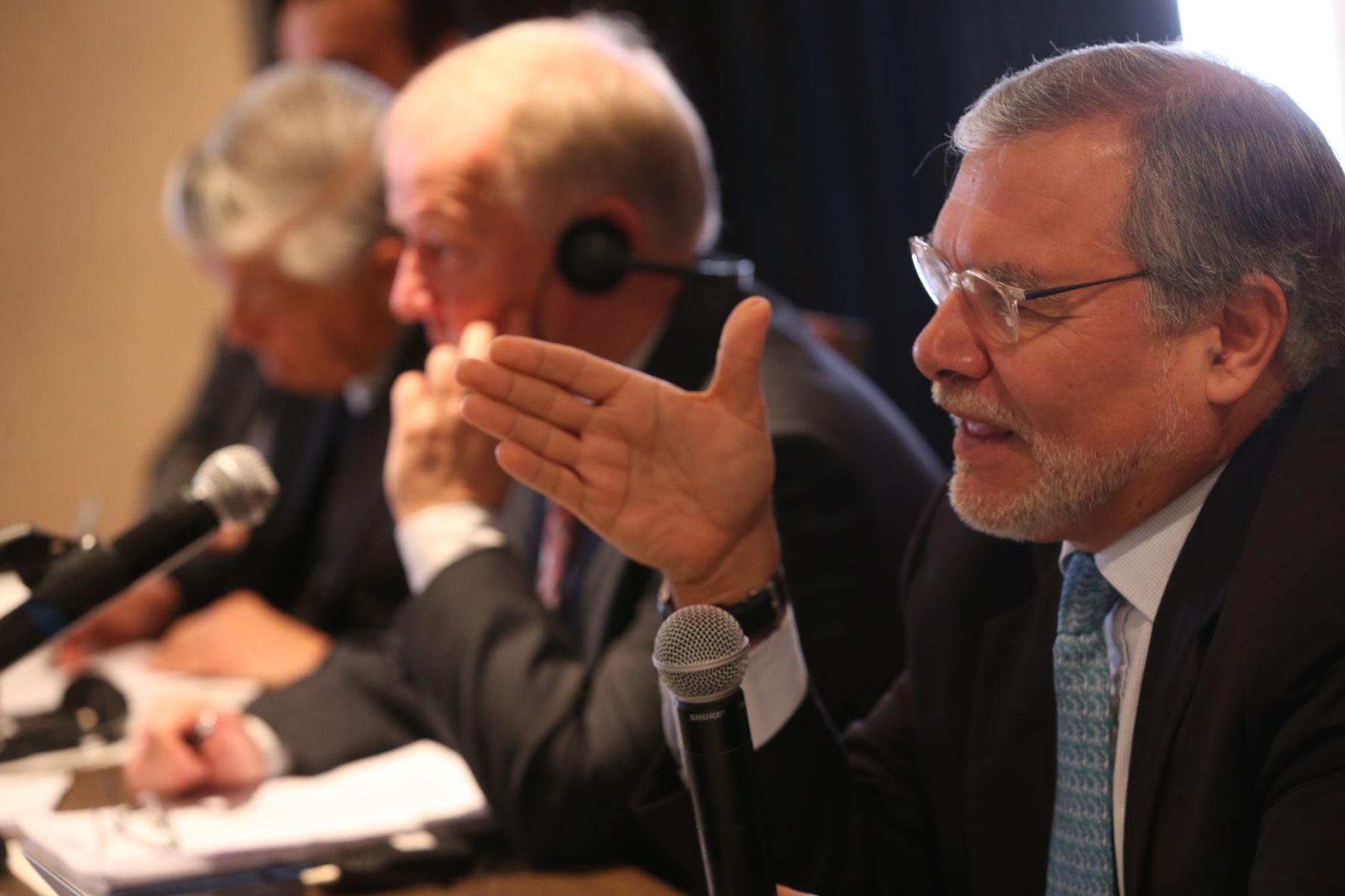 Piden que candidatos presenten planes concretos y firmen compromiso contra corrupción