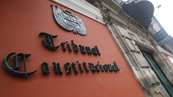 TC declara infundada demanda contra ley de cuestión de confianza