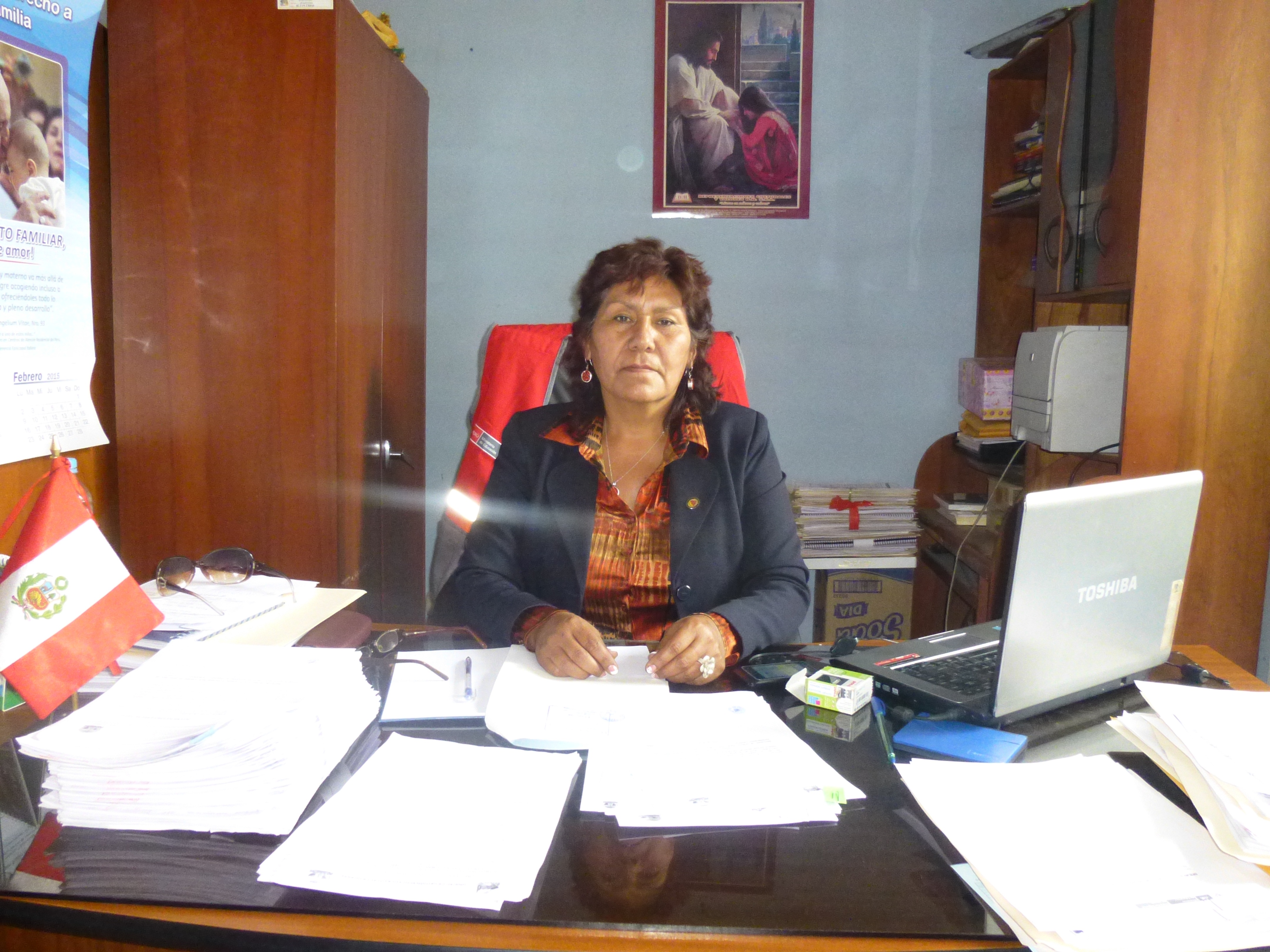 Recuperan cheque de 30 mil soles de manos de ex subdirector del colegio Toribio de Luzuriaga