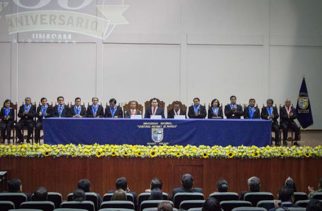 Universidad Antúnez de Mayolo celebró su 39° aniversario de creación