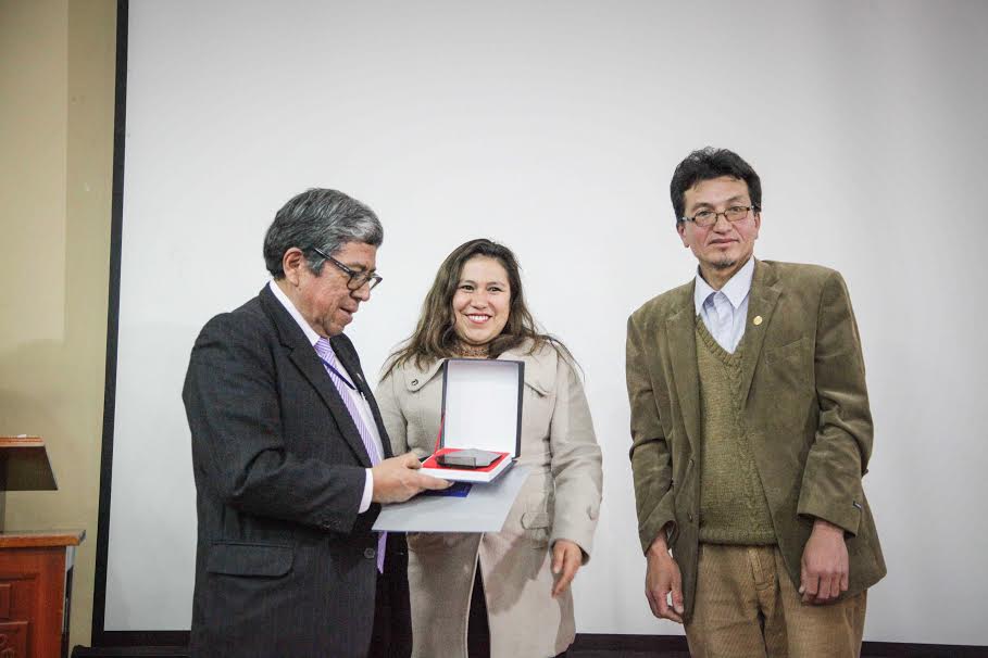 Universidad Antúnez de Mayolo premia iniciativas de investigación