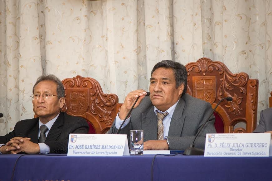  Unasam presenta revista científica y académica