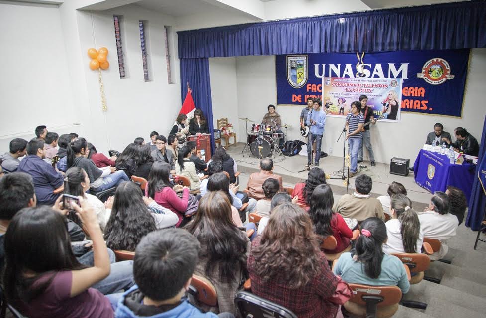  Facultad de Ingeniería de Industrias Alimentarias de la Unasam organiza concurso de talentos