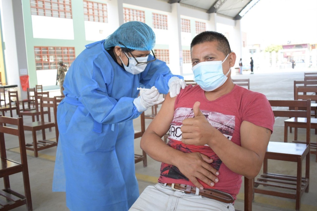 ¡Avanzamos! El 51 % de la población objetivo ya tiene dos dosis contra la covid-19