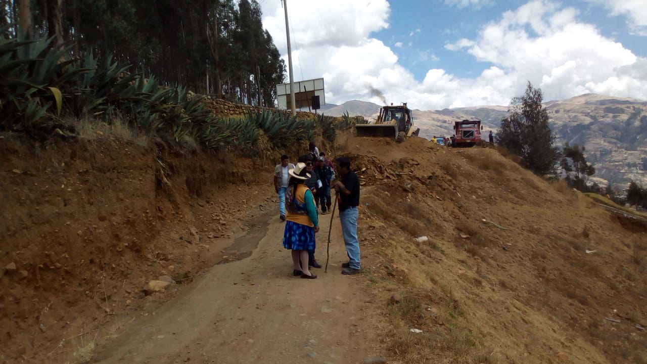 Independencia: municipio inicia recuperación de vía de carretera a Huánchac