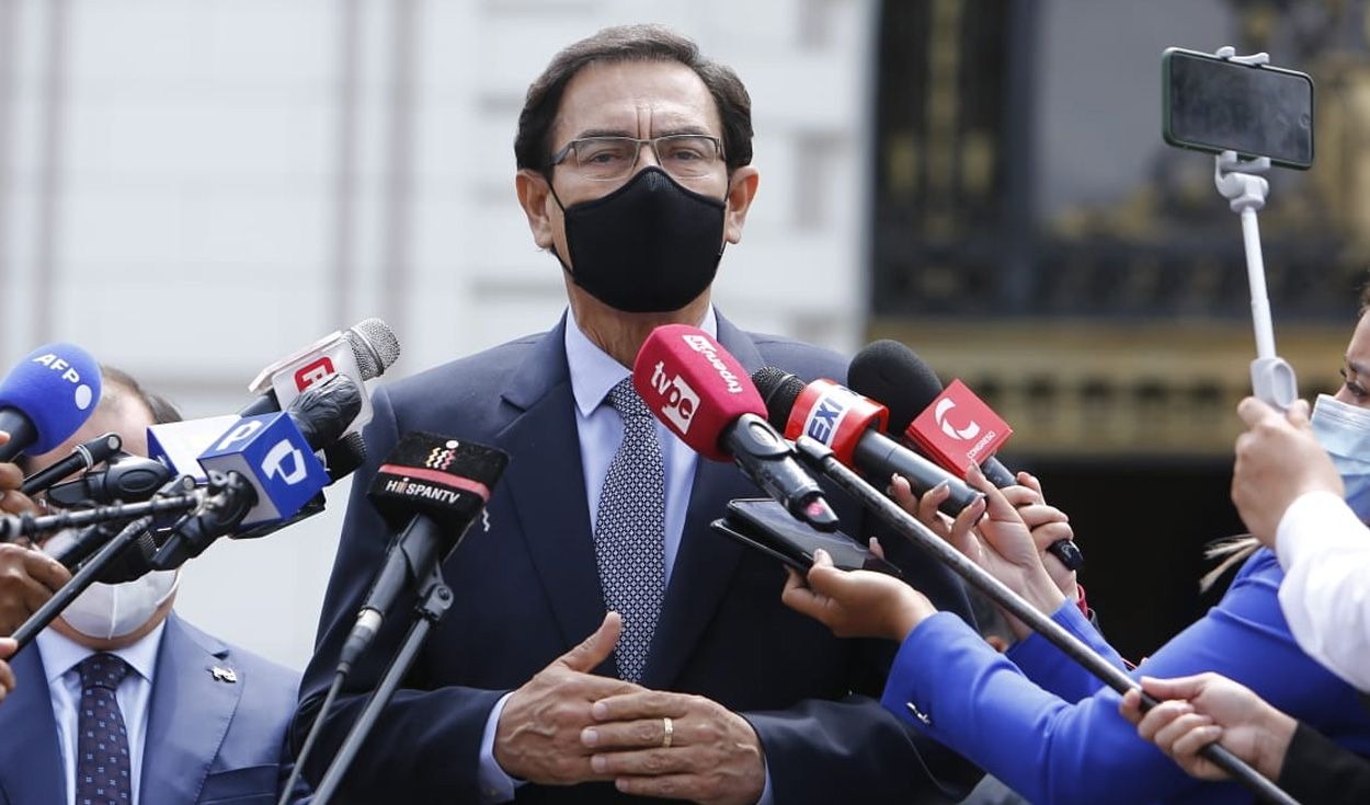 Vizcarra se acogió a derecho al silencio ante Comisión de Fiscalización del Congreso