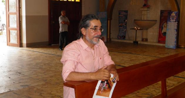  Waldo Ríos en Chimbote hace promesas sobre hospital La Caleta