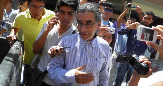 Gobernador Waldo Ríos justificó su participación en karaoke realizado en Chimbote 