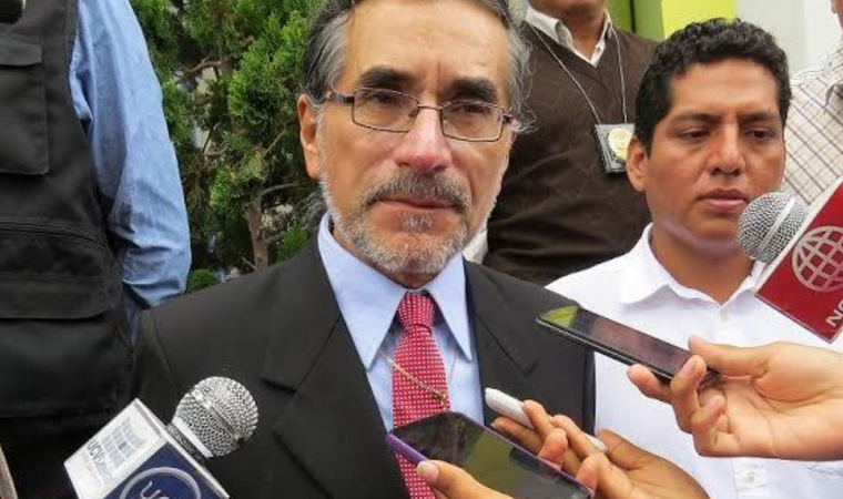 Fiscalía investiga a Waldo Ríos por aprobar transferencia de tierras de Chinecas