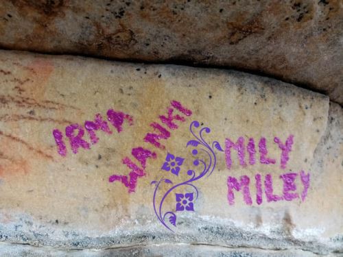 Áncash: mujer afectó zona de pinturas rupestres en Pintay Punta