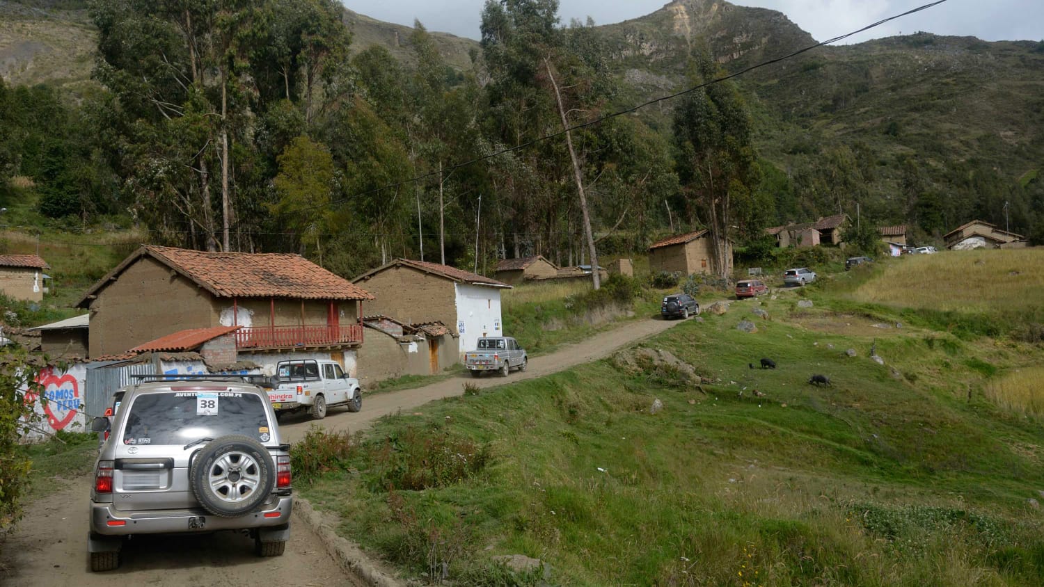 Suscriben contrato de mantenimiento del corredor vial Molinopampa-Huari en Callejón de Conchucos