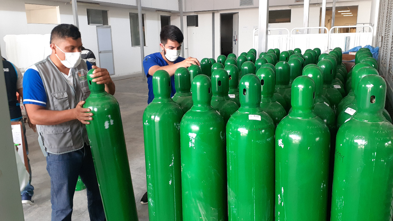 Alcalde de Conchucos dispone compra de balones de oxígeno y mascarillas contra la Covid-19