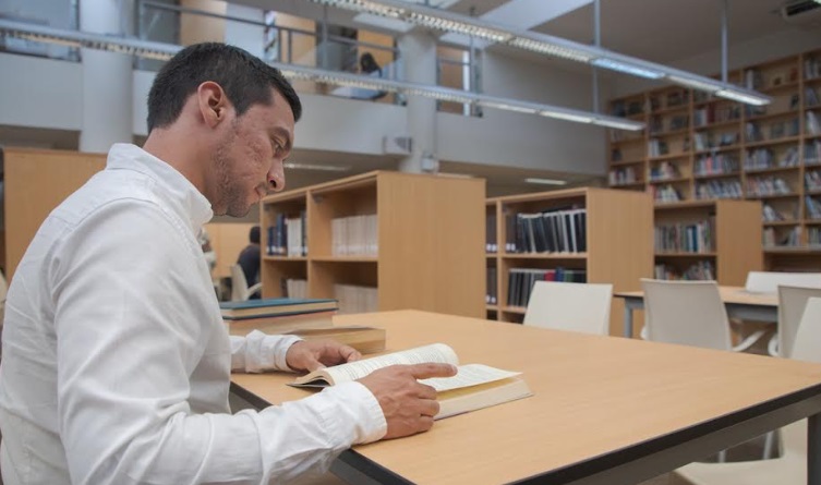 Aquí los pasos para acceder a la ayuda financiera para maestrías y doctorados en Canadá